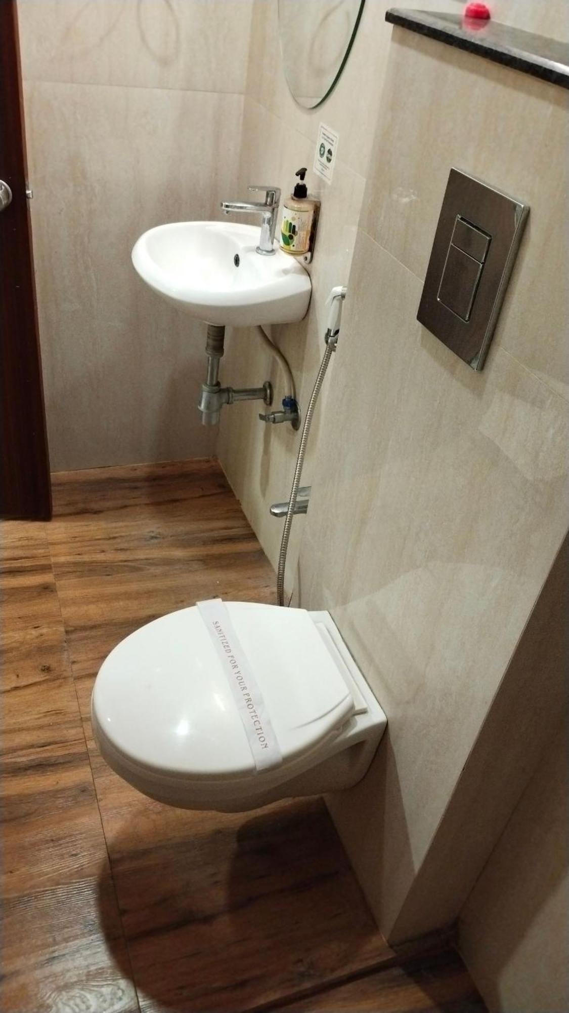 Restr Inn Nágpur Kültér fotó